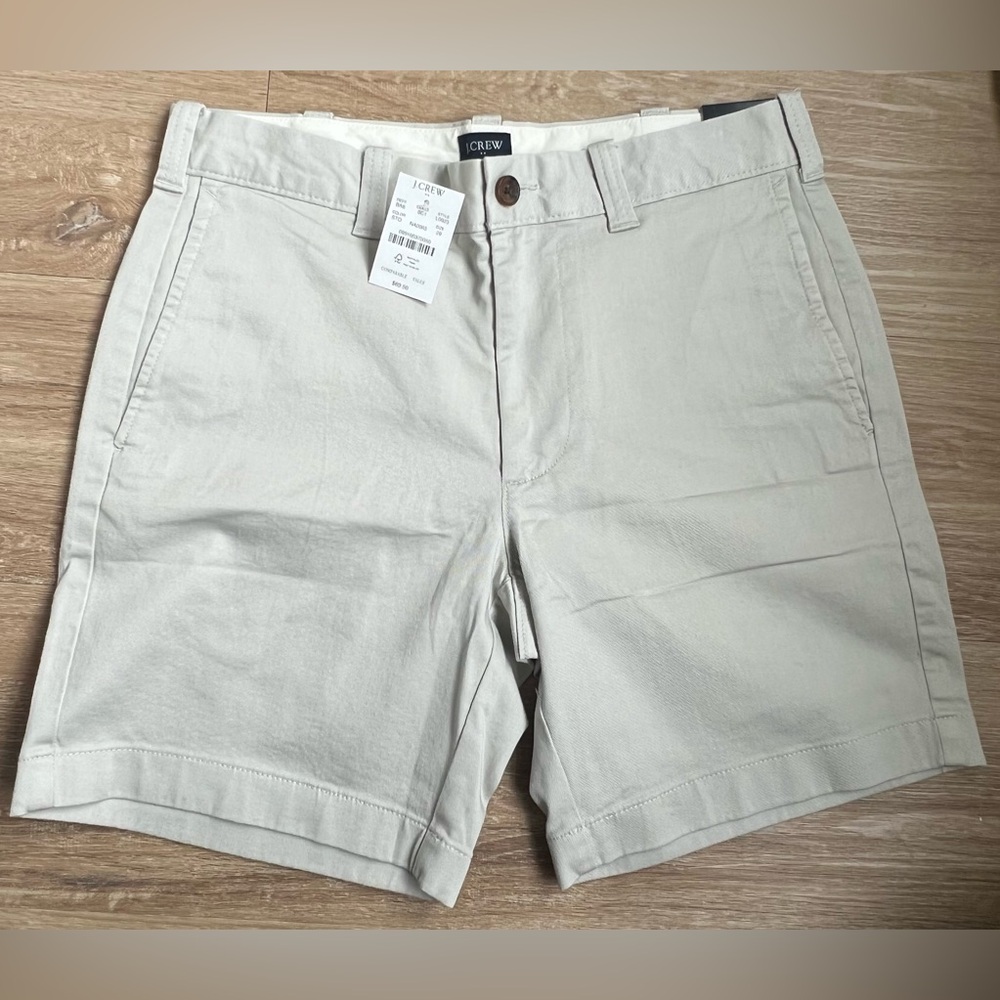NWT J. Crew Men’s Chino Shorts. Size 29. 7” Inseam